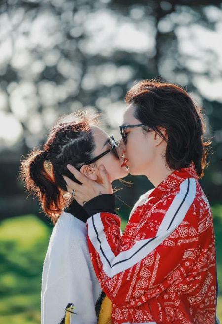 戚薇爆料怀二胎视频,甜蜜分享怀孕视频幕后故事  第3张